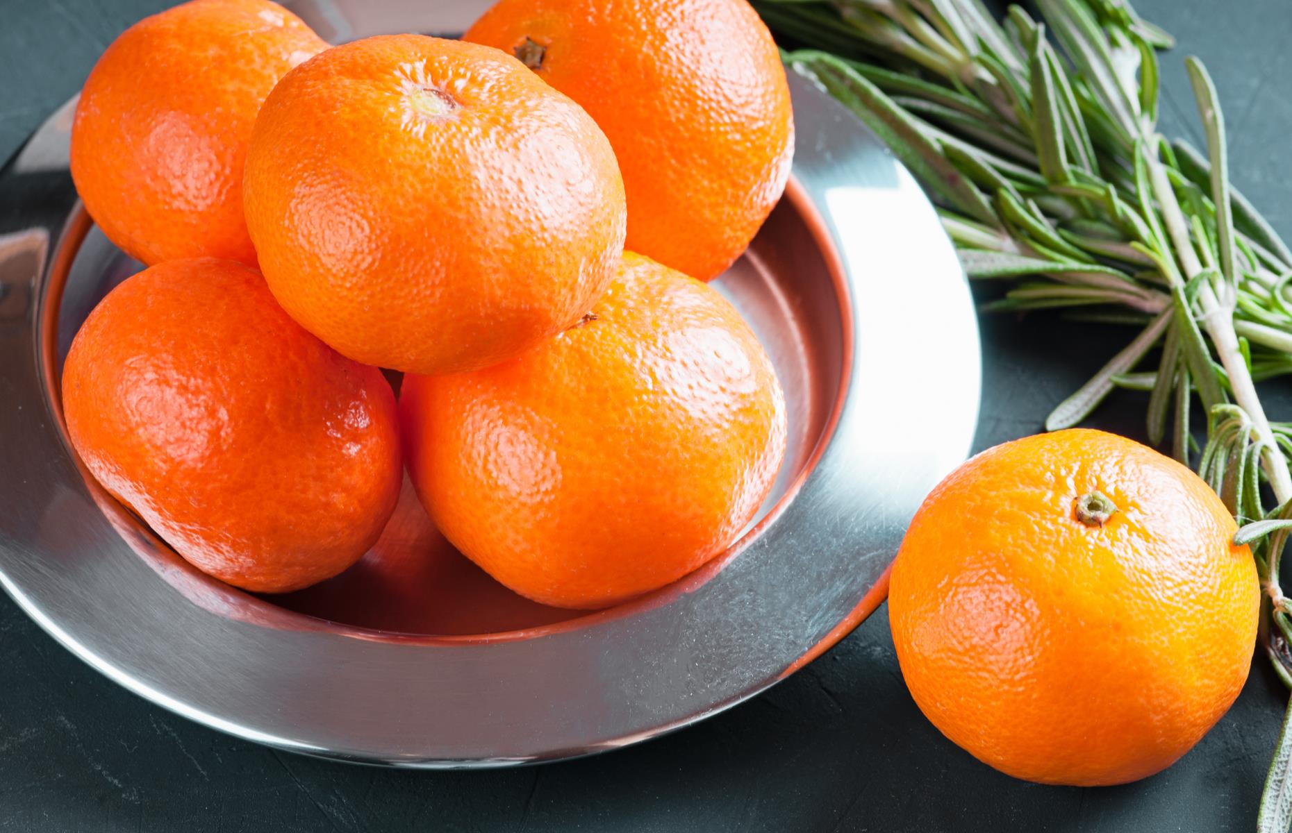 Butter rub: cranberry, rosemary & clementine